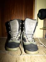 Predam snowboardove topanky BURTON