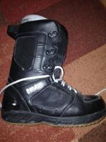 PREDÁM KVALITNÝ SNOWBOARD SET BRATISLAVA