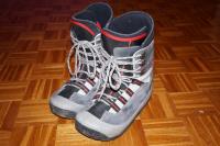 PREDÁM BOTY NA SNOWBOARD. VEĽKOSŤ 41.